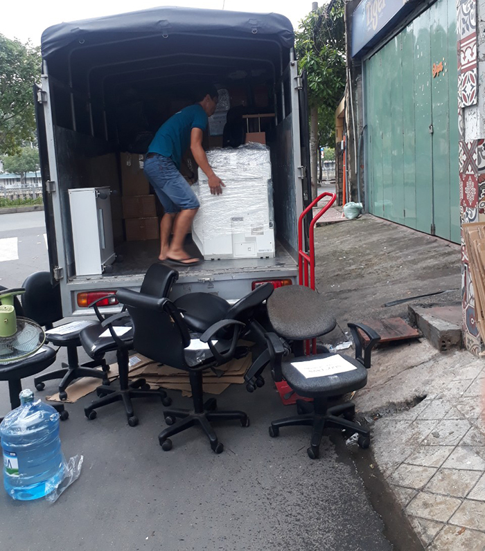 Dịch vụ chuyển nhà trọn gói giá rẻ tại TPHCM bằng xe tải - Công ty Sài Gòn Thành Công